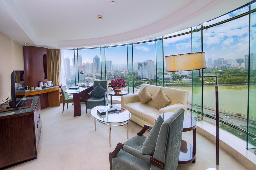 Guangxi Wharton International Hotel Nanning Extérieur photo
