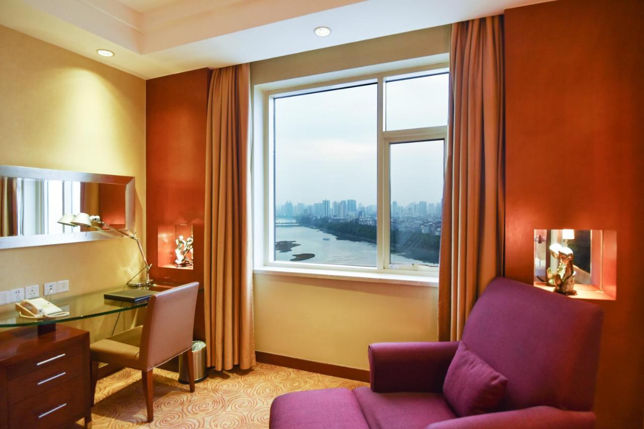 Guangxi Wharton International Hotel Nanning Extérieur photo